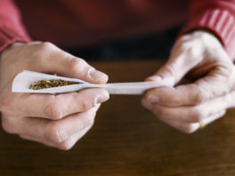 Le cannabis bientôt en vente libre?
