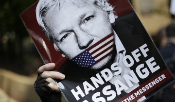 Julian Assange inculpé aux Etats-Unis