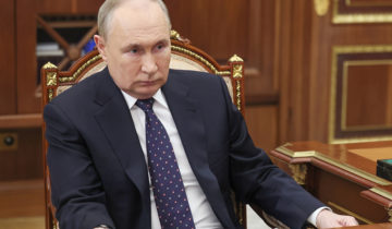 La Russie «en état de guerre» en Ukraine, reconnaît le Kremlin